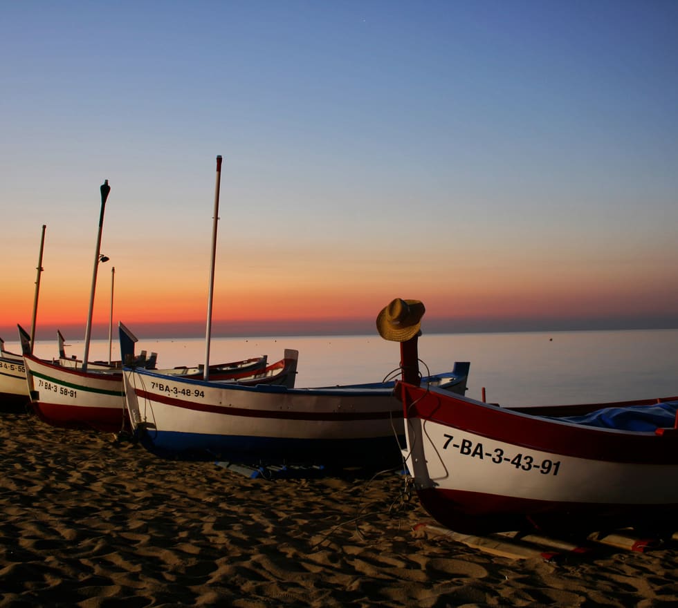 Atardecer en la playa de Calella